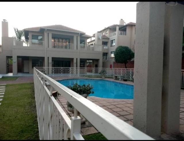 2 BEDROOM APARTMENT FOR SALE IN SUNNINGHILL